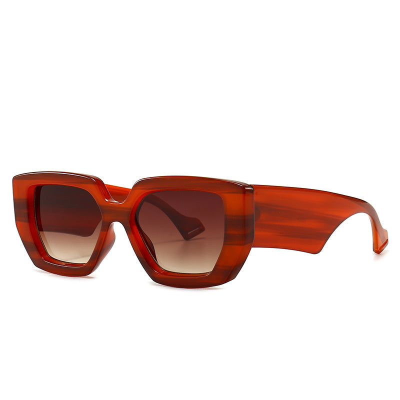 Trippy brown
