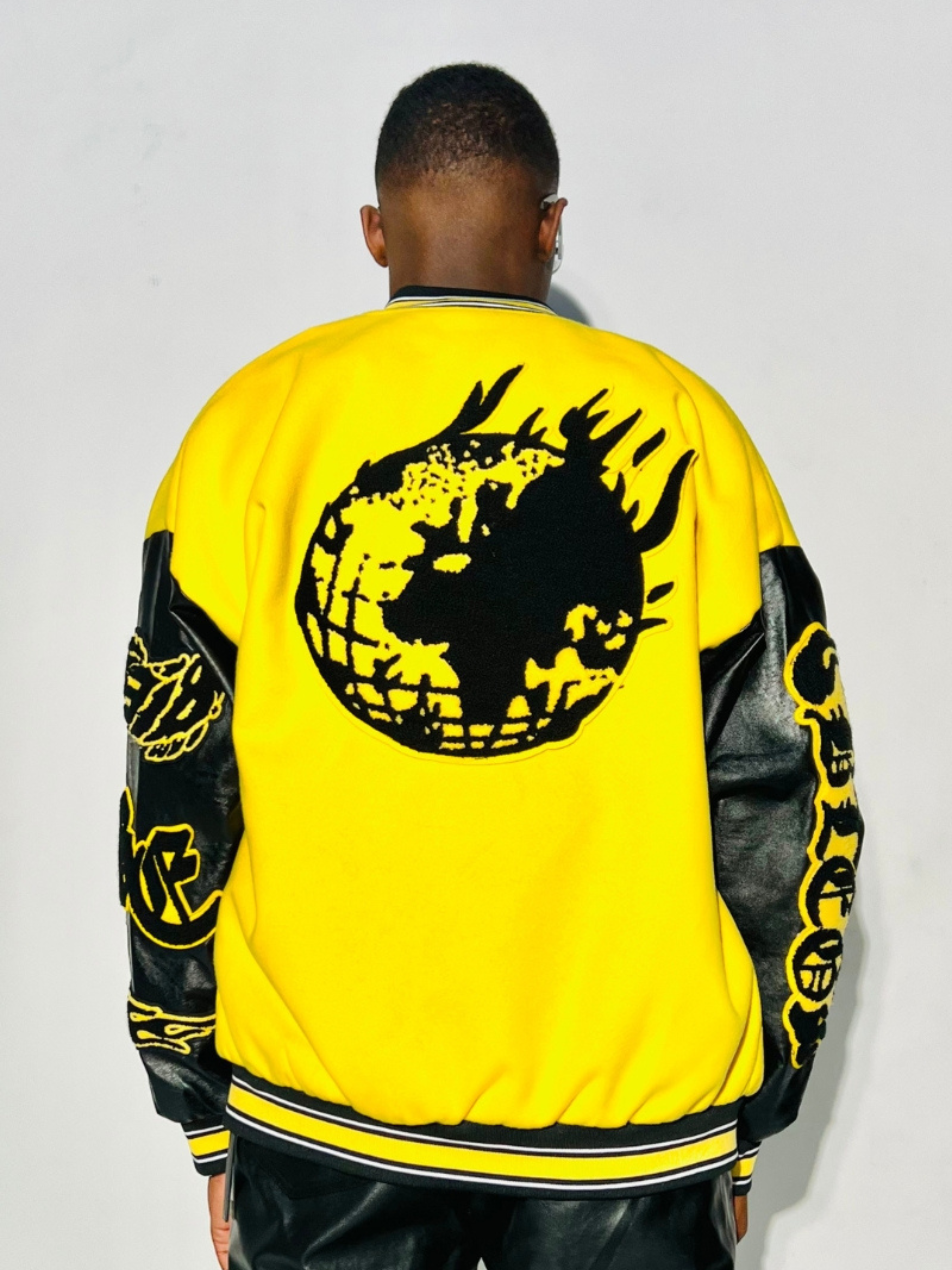 World cycle jacket