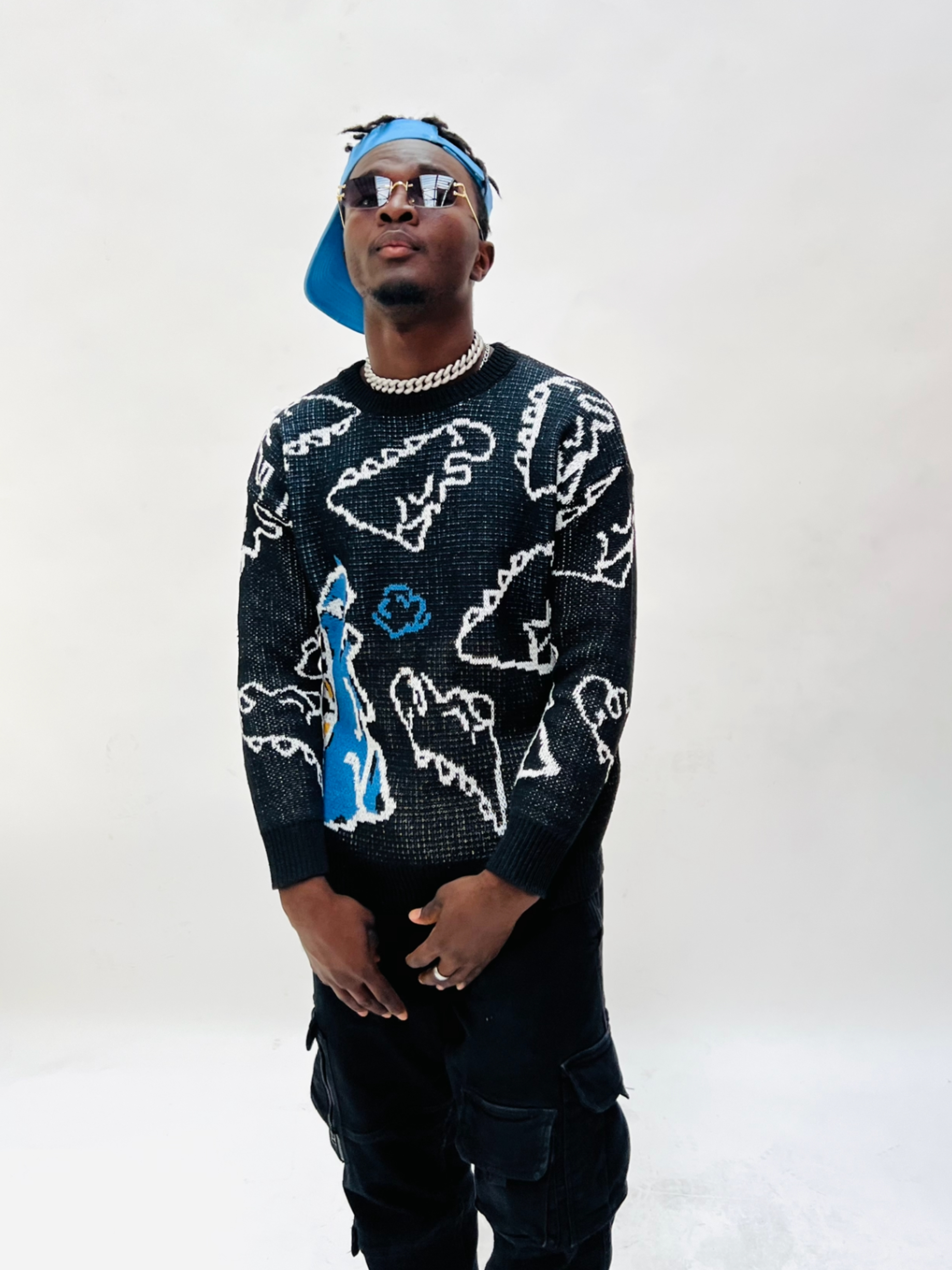 LoosyRound Sweater