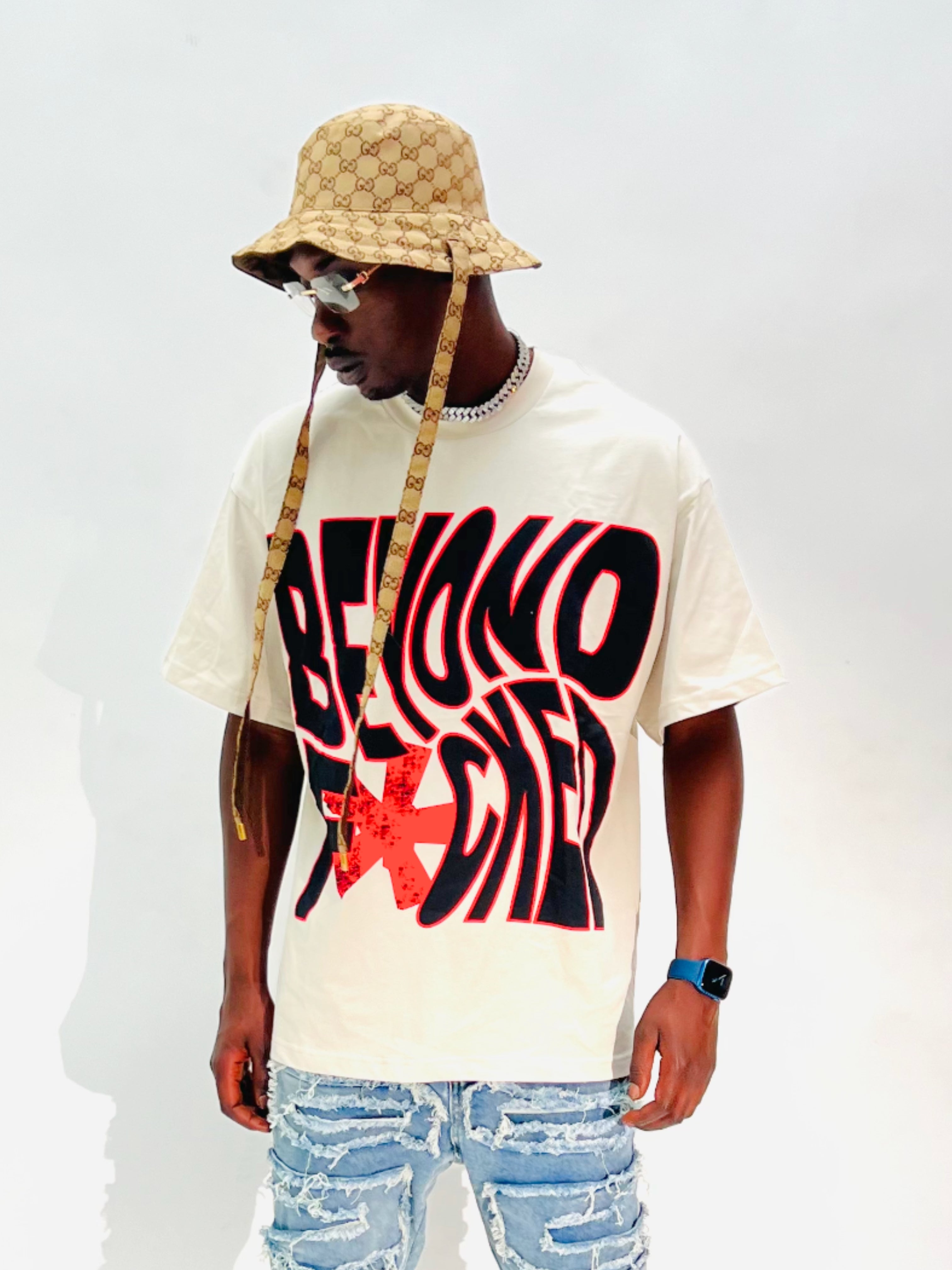 T-shirt beyond